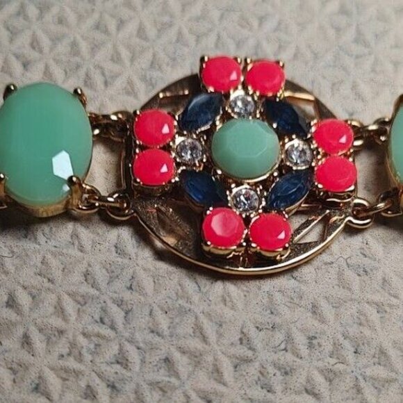 Banana Republic Floral Bracelet 7.5" & Earrings Jewelry Set - Picture 3 of 6